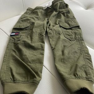 Tommy Hilfiger paints. Size 4